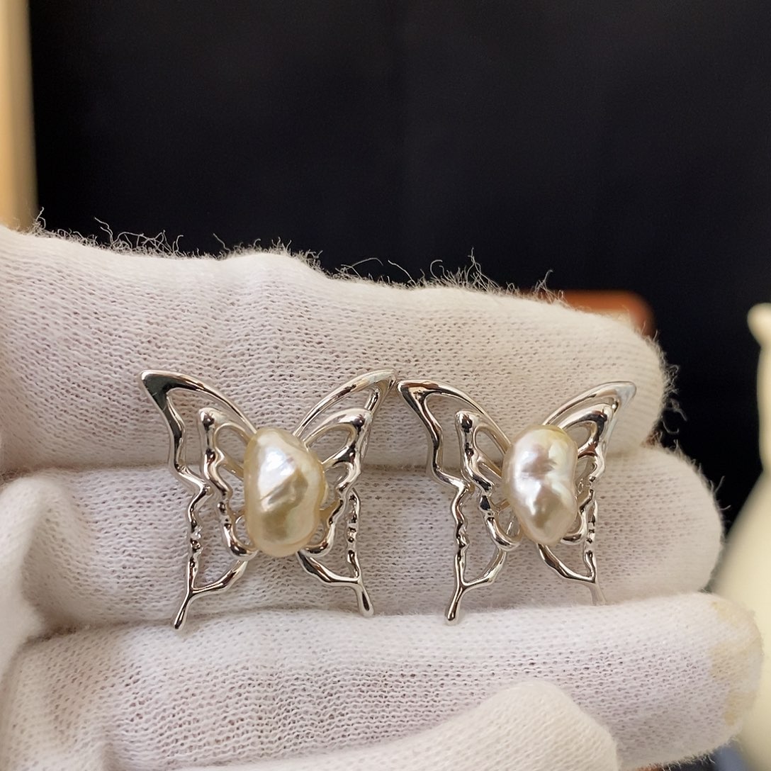 海水珍珠银S925镶嵌耳饰