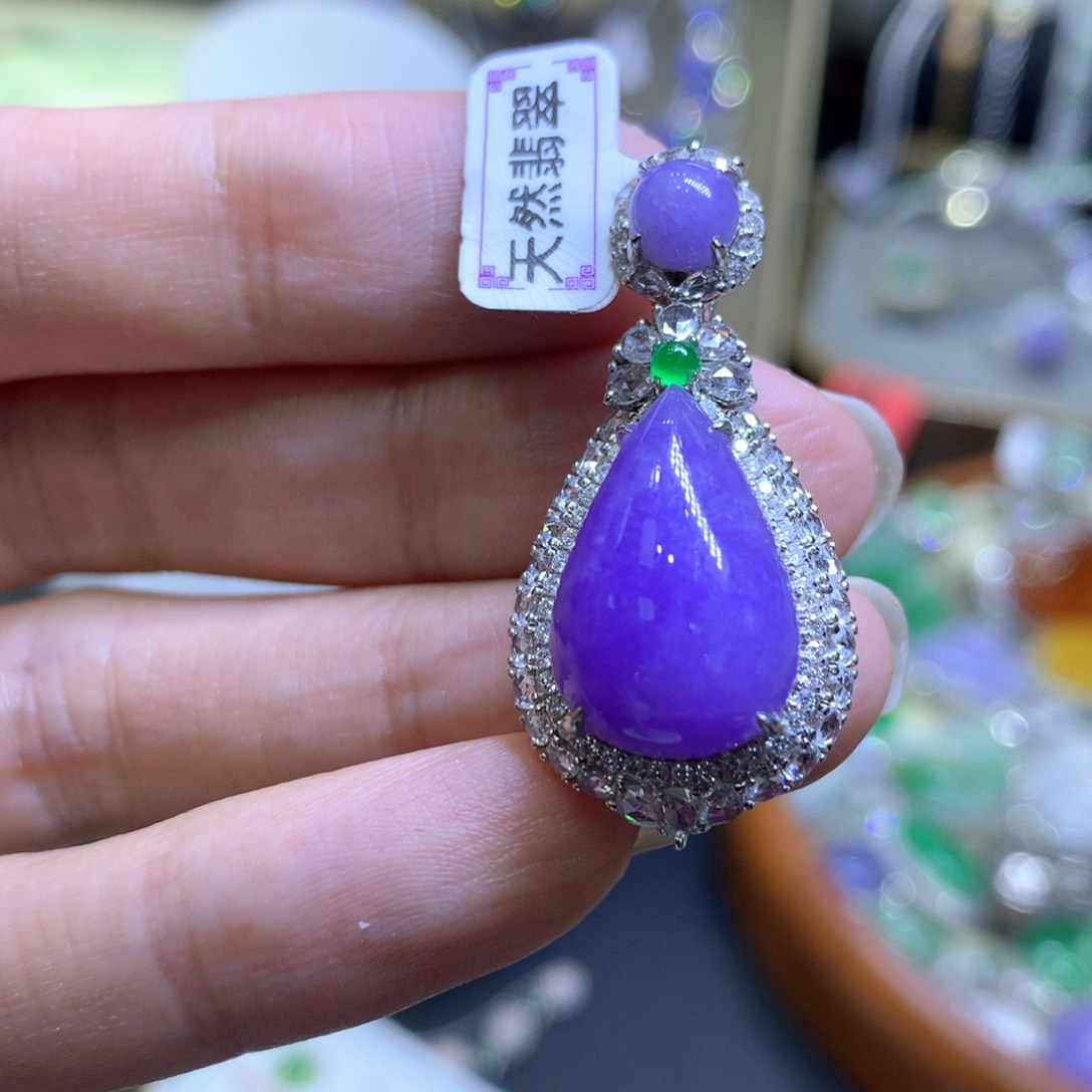【闪购商品】翡翠颈饰18K金镶嵌杨****9翡翠吊坠项链