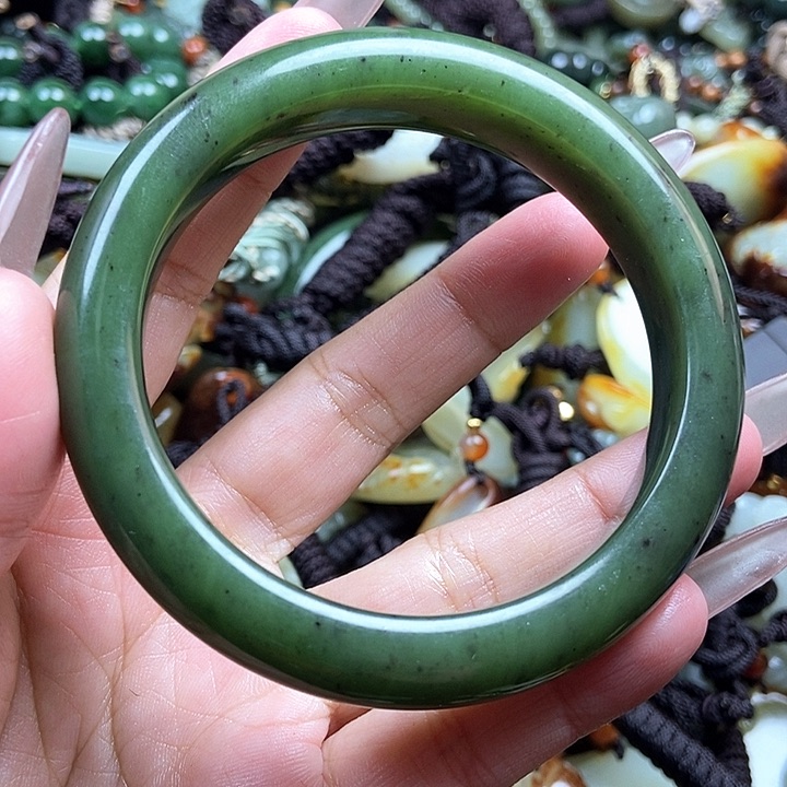 和田玉颈饰未镶嵌59