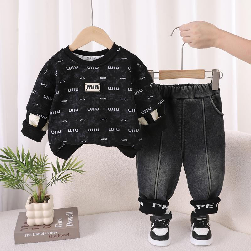XY-25101冬季新款男童加绒满印字母长袖套装男宝宝休闲牛仔长裤套