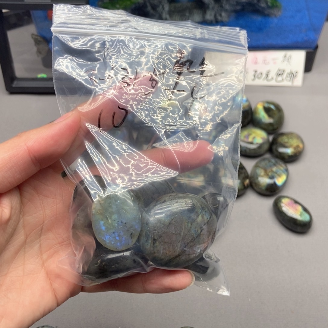 氧***）颈饰银S925镶嵌紫晶