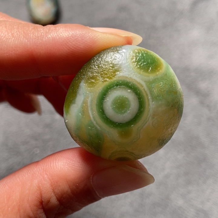 玛瑙/玉髓未镶嵌珠宝奇石