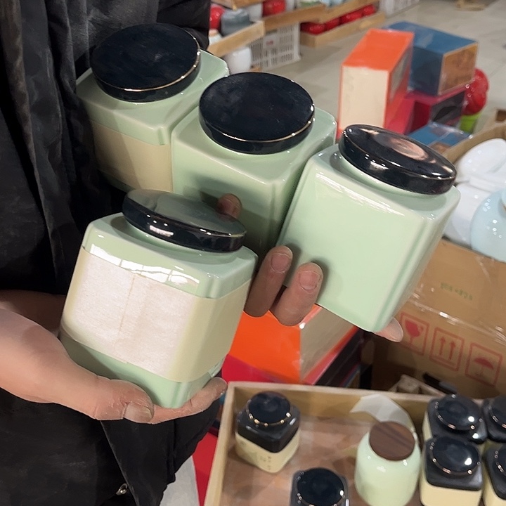 摆件陶瓷茶叶罐密封罐家用