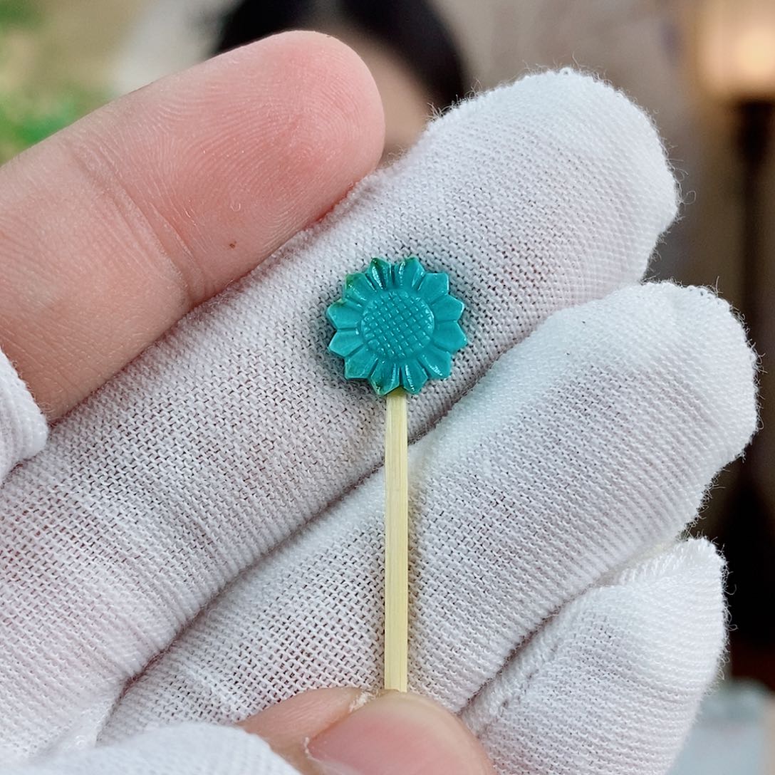 未镶嵌绿松石珠宝奇石