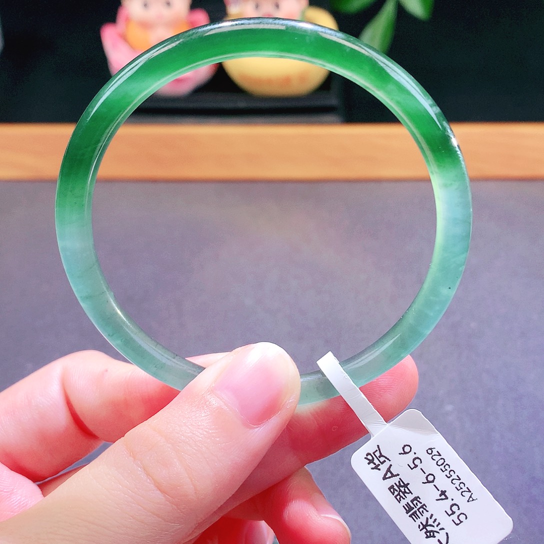 翡翠未镶嵌手镯天然翡翠