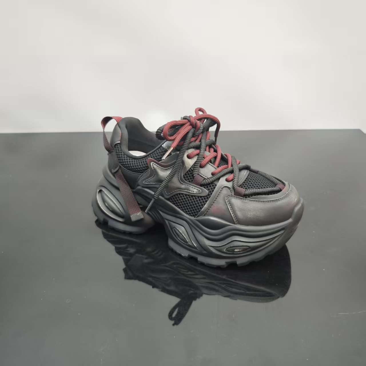 冬季新款百搭系带时尚休闲鞋软底做旧擦色老爹鞋 X 检 2221