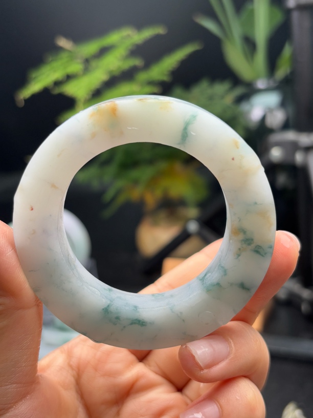 莫奈冰胶飘花洒黄天然缅甸翡翠正圈圆条手镯