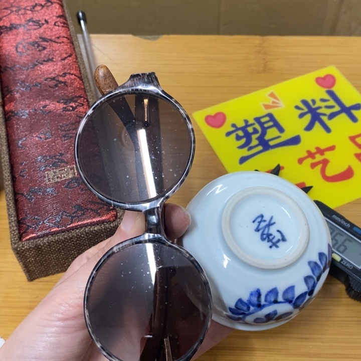 瓷中古工艺品一件
