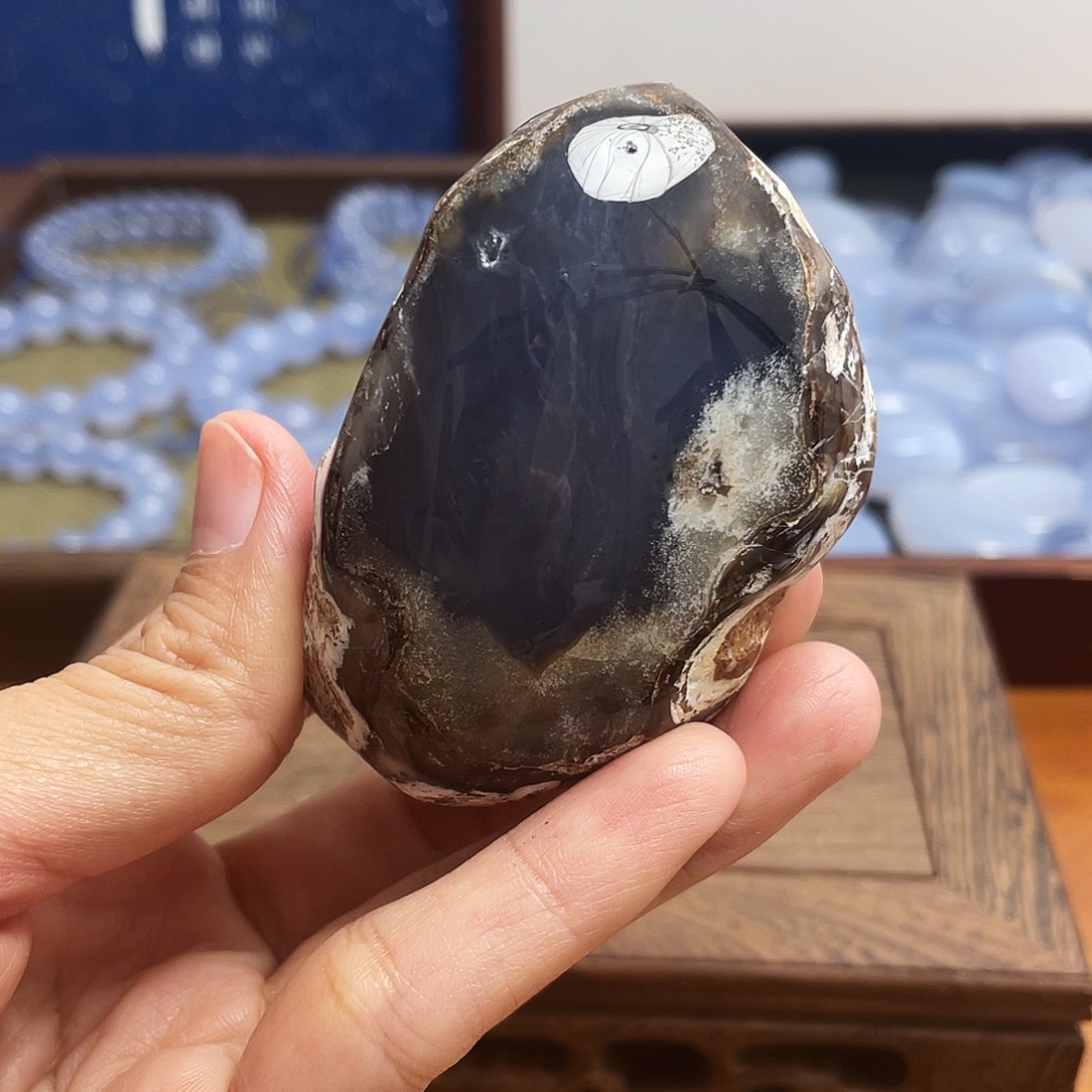 玛瑙/玉髓未镶嵌珠宝奇石