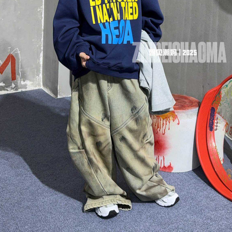 街头潮酷时尚休闲一体绒牛仔裤中大童