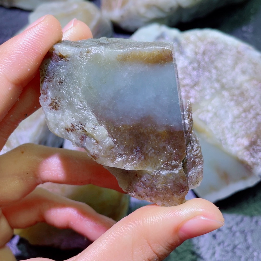 和田玉未镶嵌珠宝半成品