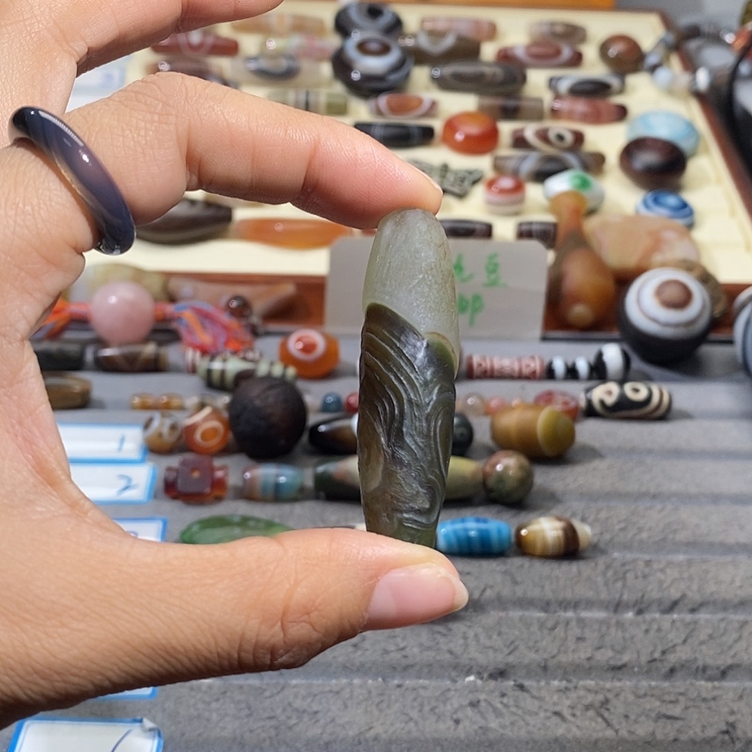 左***叶玛瑙/玉髓合金颈饰