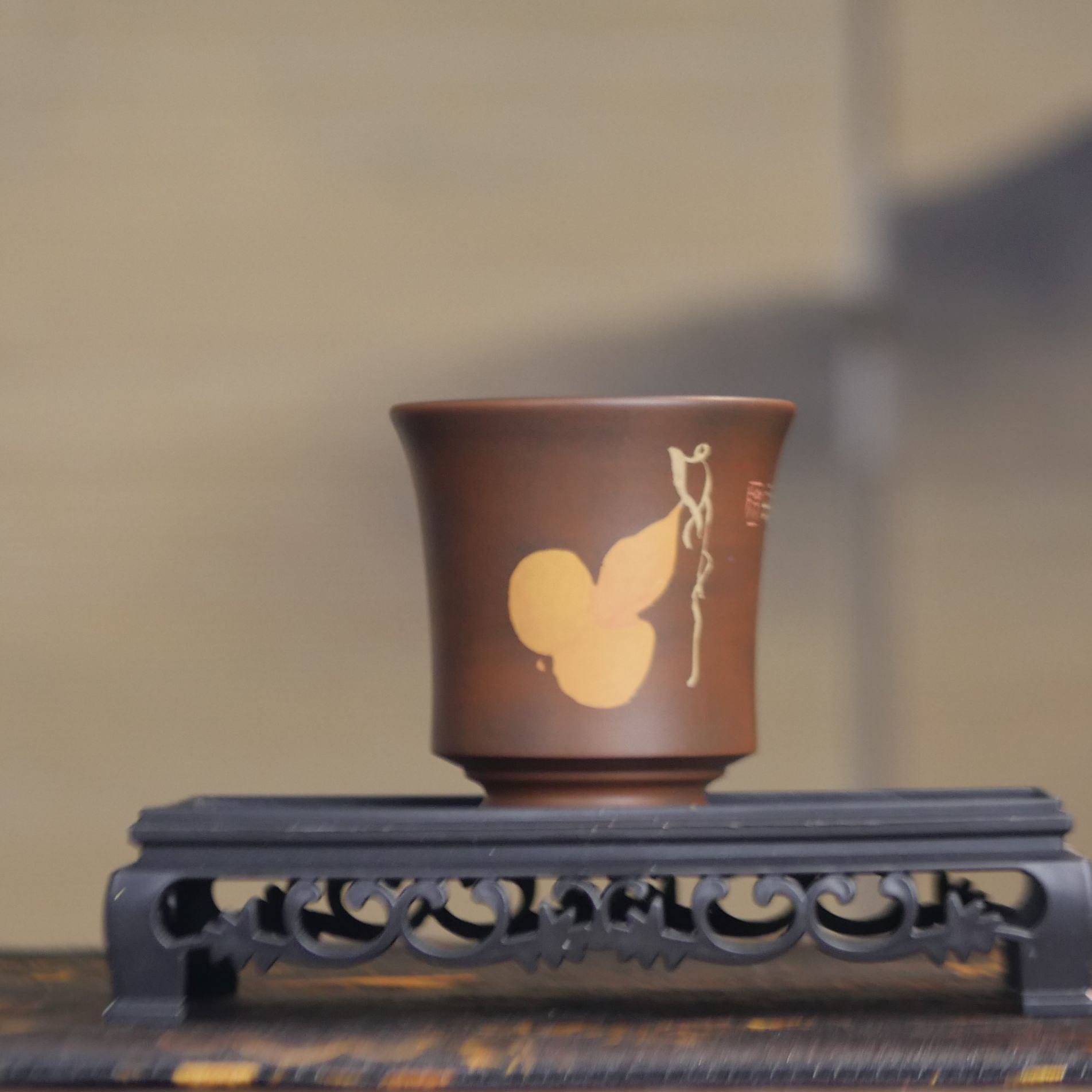 《云小陶》建水紫陶徐彩全手工主人杯古铜阴刻阳填茶杯品茗杯茶具
