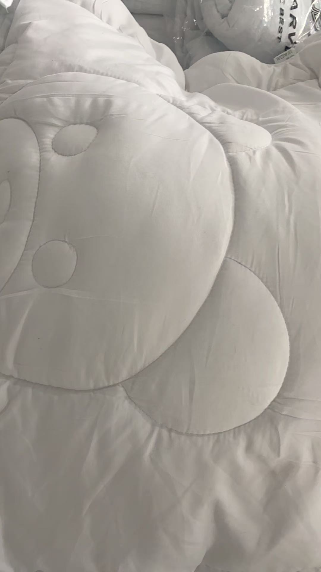 瑕疵白色小熊云朵被 小孩夏凉被子 介意勿拍