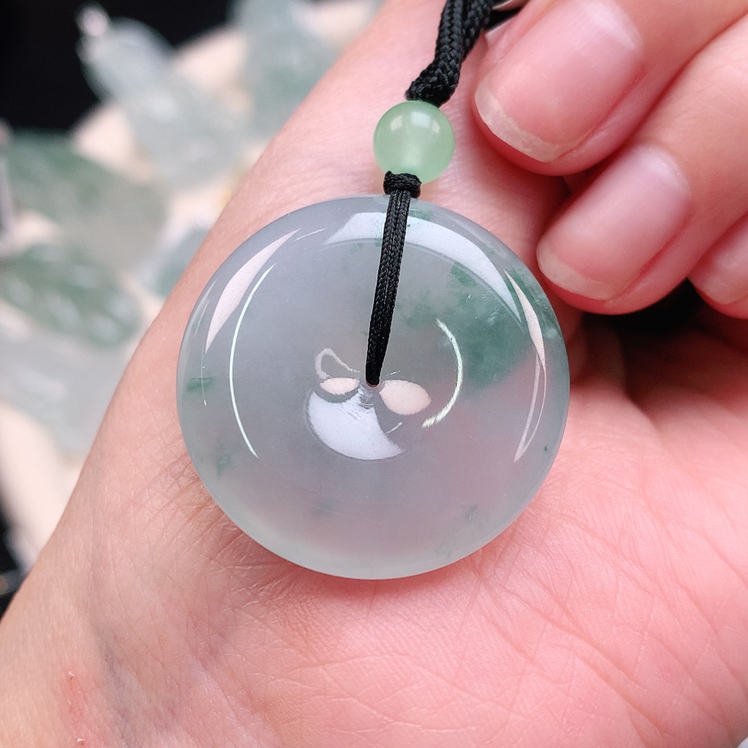 翡翠未镶嵌颈饰蓝花大扣子29、6