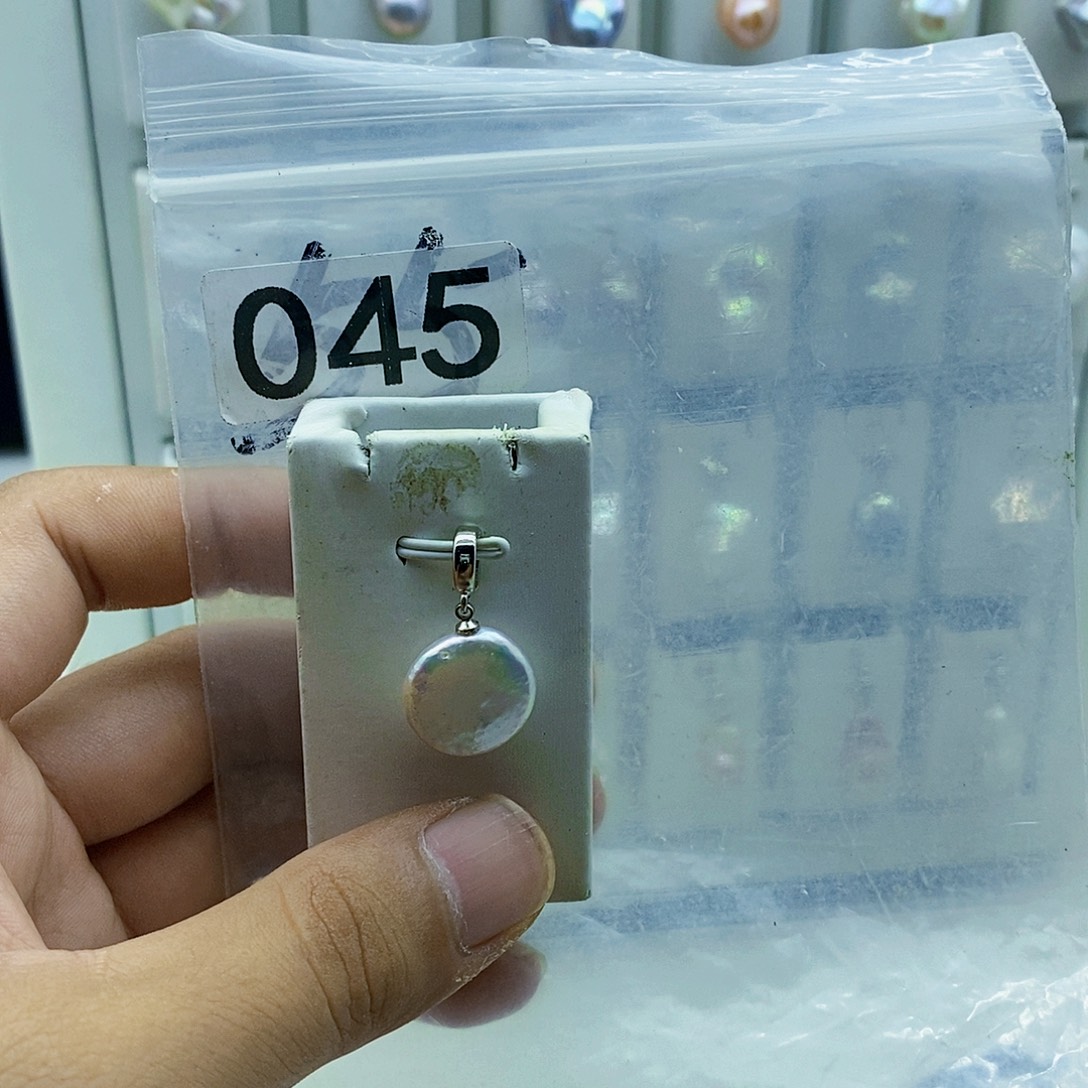 淡水珍珠合金颈饰