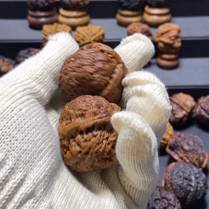 文玩核桃把件甲*虫B罗汉头