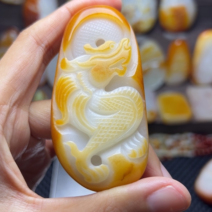 和田玉未镶嵌颈饰