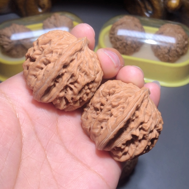 文玩核桃把件39四座楼