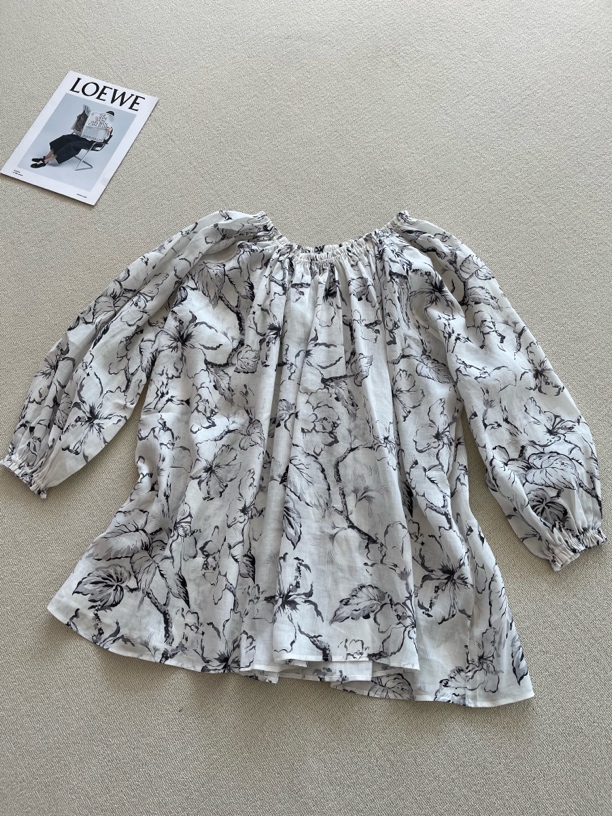 2025春夏新款印花长袖宽松洋气百搭一字肩衬衫+半裙套装