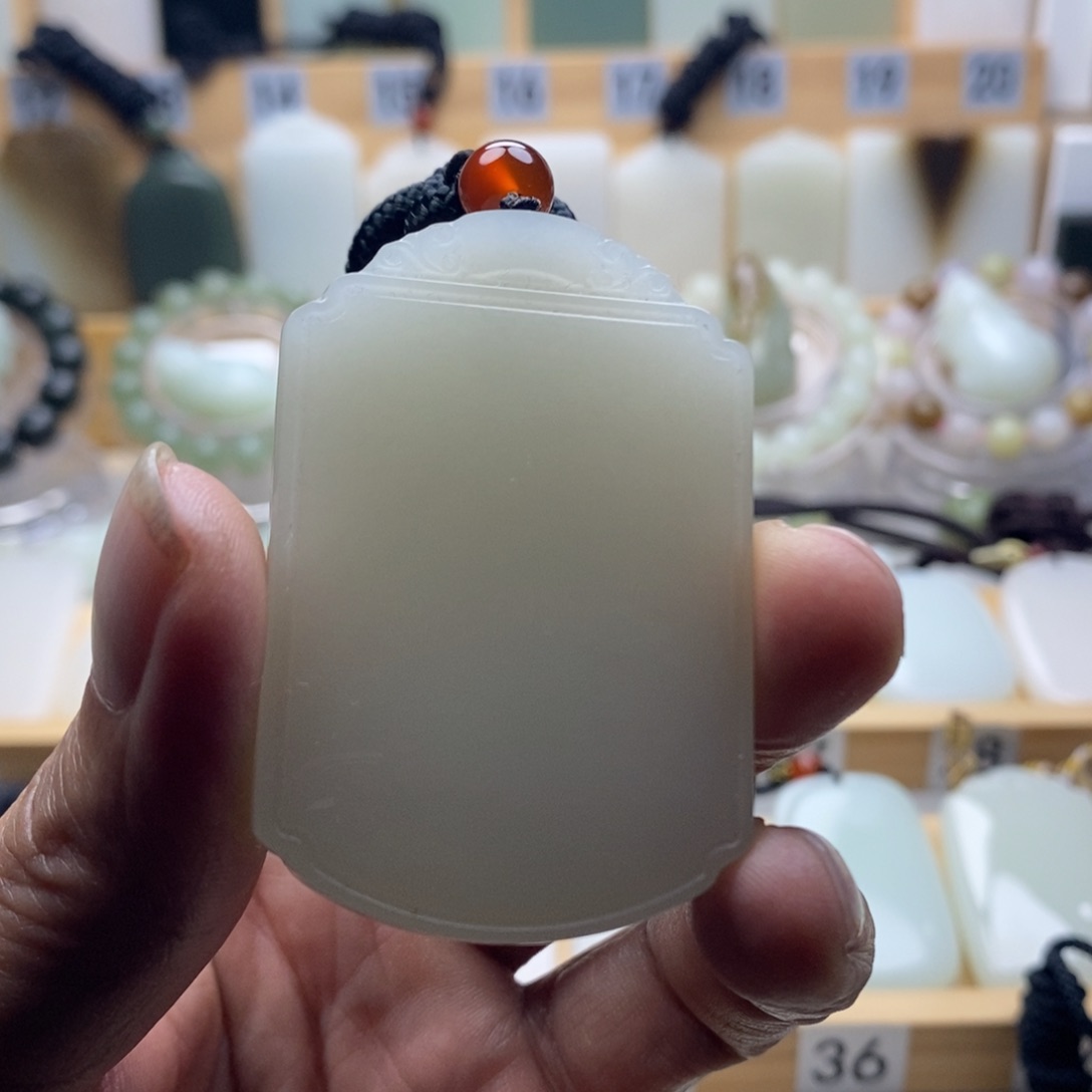 未镶嵌和田玉挂件