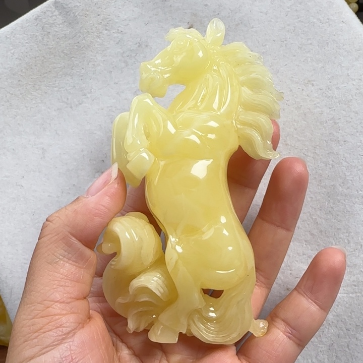 蜜蜡珠宝奇石未镶嵌