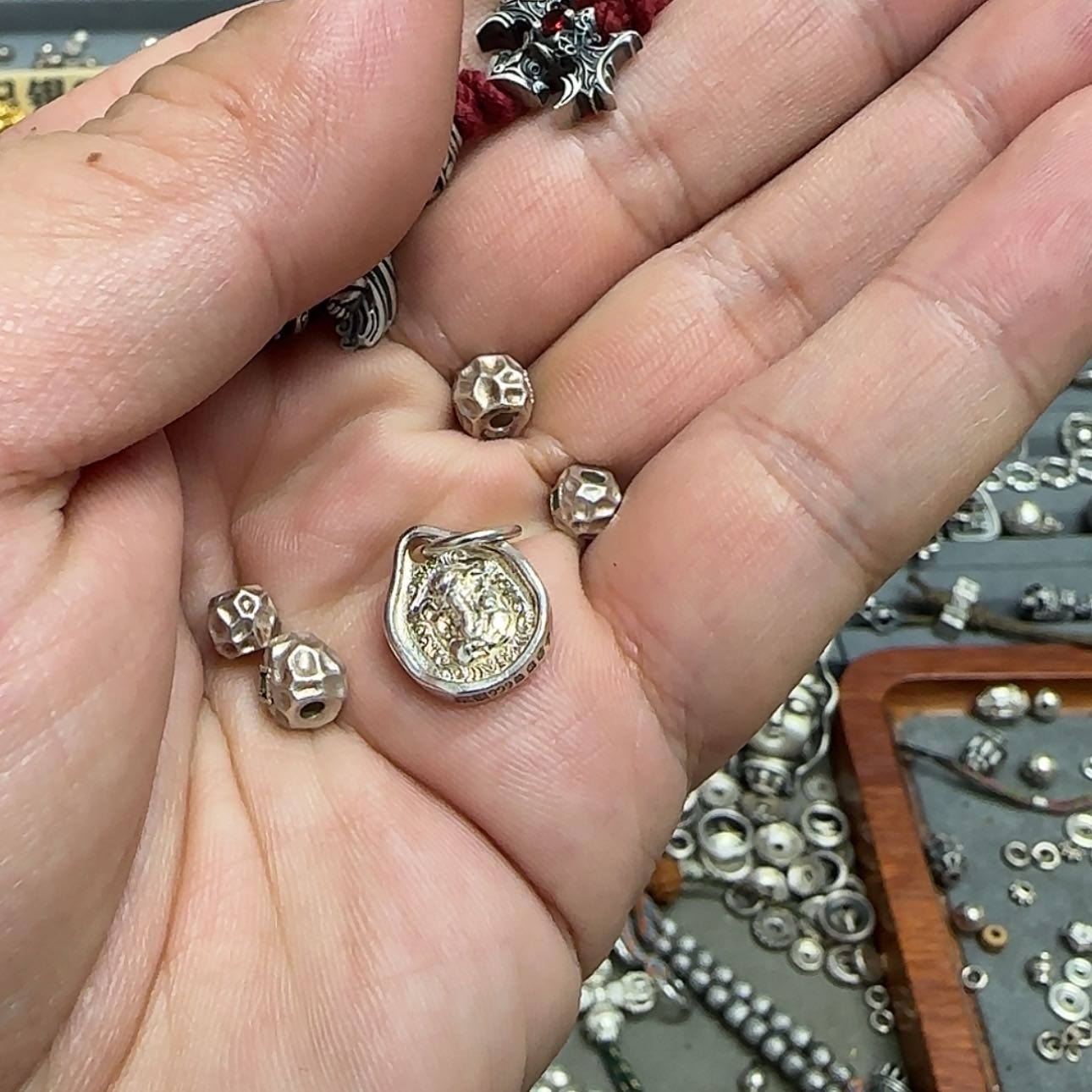 【闪购商品】玻璃足银?*