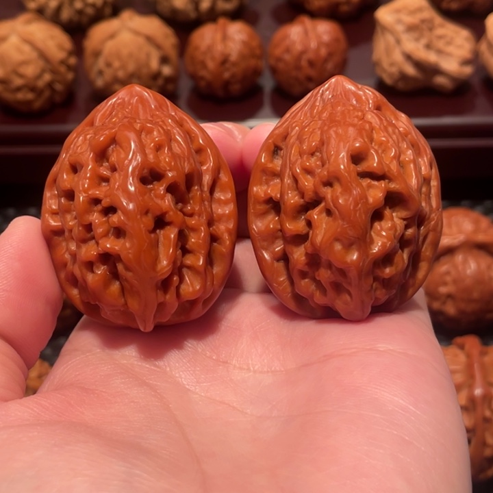 牛***头文玩核桃把件大沽石