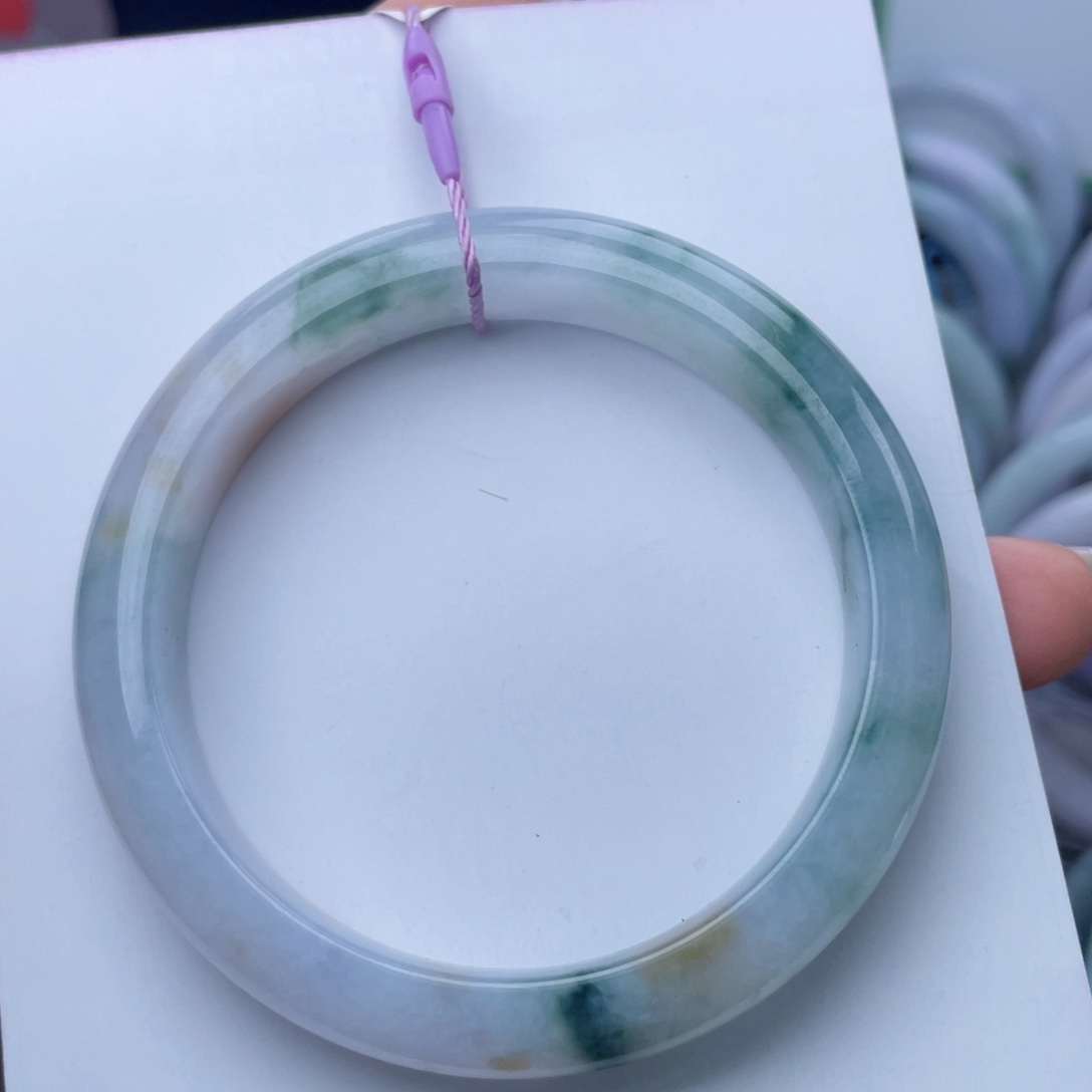 翡翠未镶嵌手镯56圈