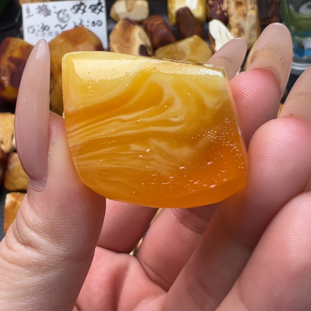 定制琥珀未镶嵌蜜蜡