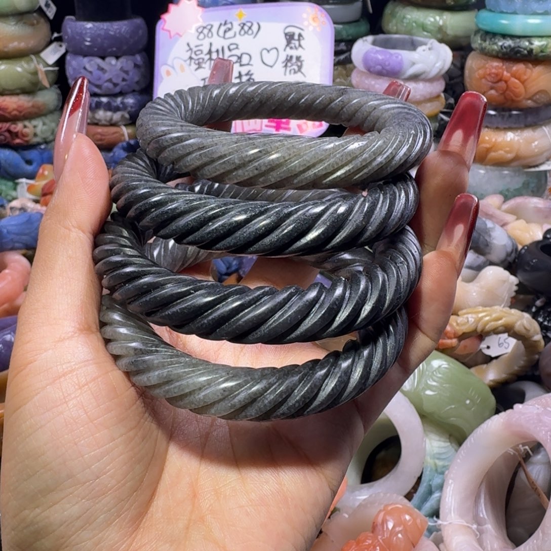 石英质玉（佘太翠）未镶嵌手镯74。68一个128两个