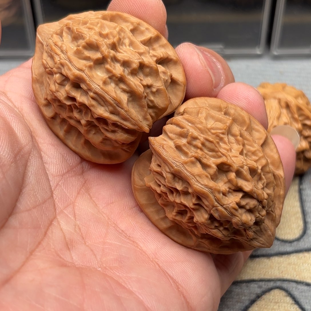 文玩核桃把件老灯儿