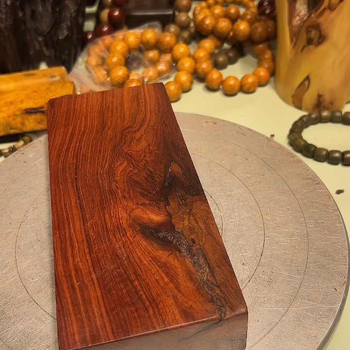 布***愚紫檀木类端景台檀香