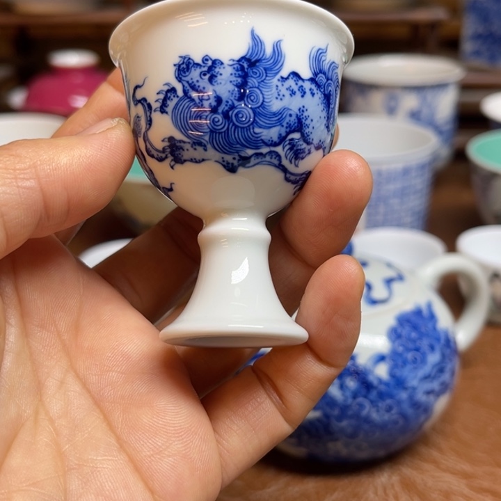 碗今天晚上的月亮好美