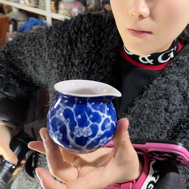 瓷片景德镇陶瓷公道壶。红。