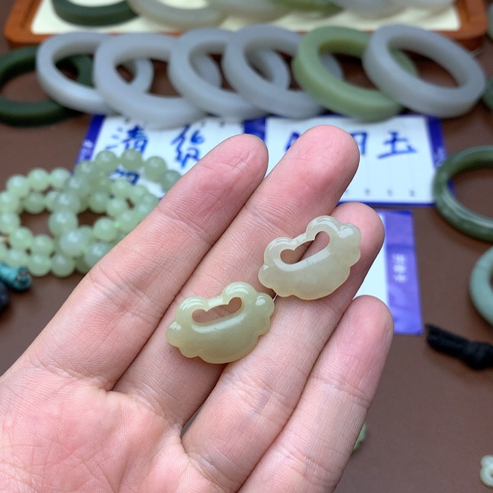 和田玉珠宝半成品未镶嵌