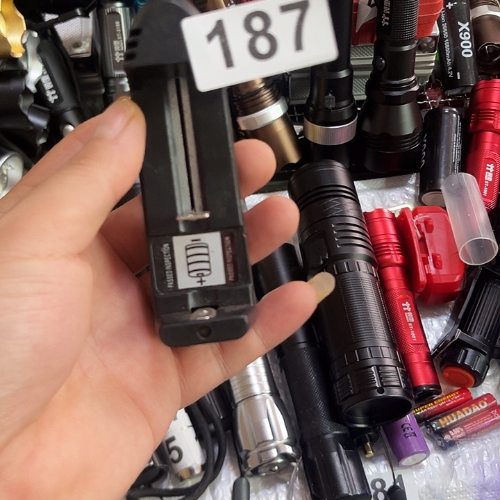 强光手电家用户外充电器187