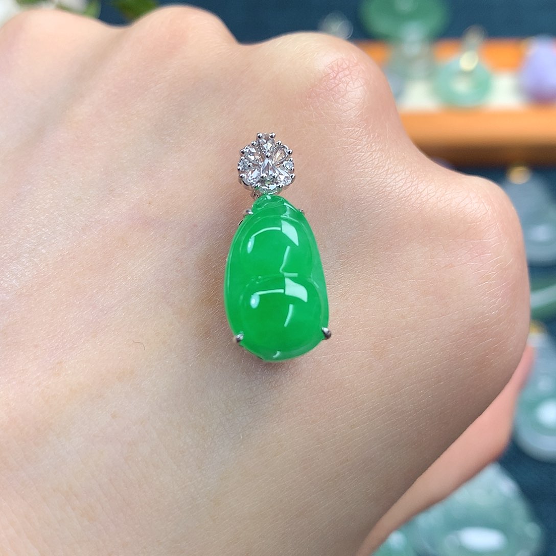 吊坠(不含链)18K金镶嵌翡翠