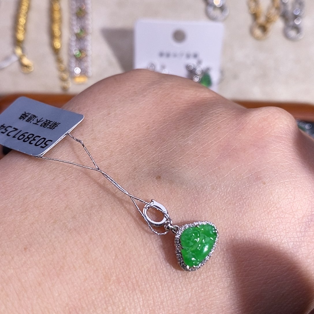 翡翠18K金镶嵌吊坠(不含链)