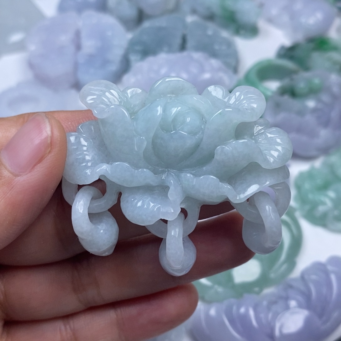 翡翠未镶嵌颈饰翡翠