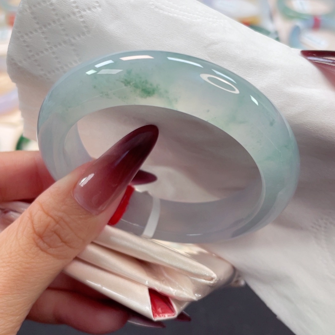 未镶嵌手镯翡翠20号53.5轮胎种老冰胶蓝底飘绿花