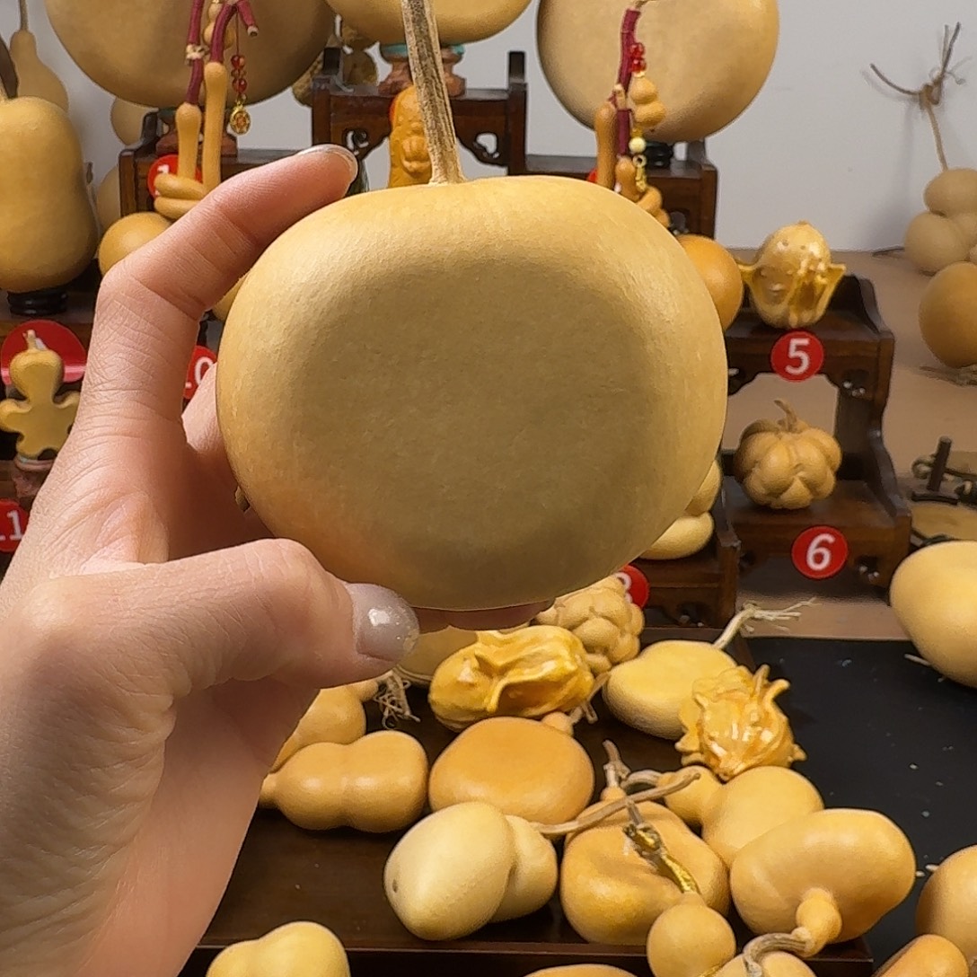 阮***⊇大叶紫檀（黑酸枝木类）