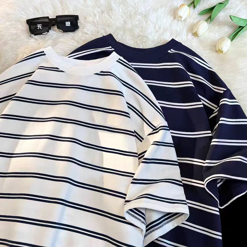 时尚休闲男女同款短袖