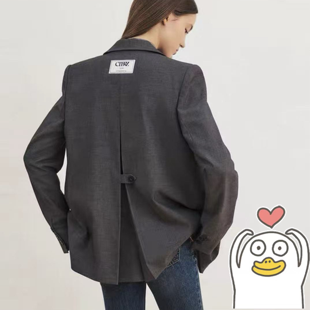 秋季简洁高级感女士西装外套