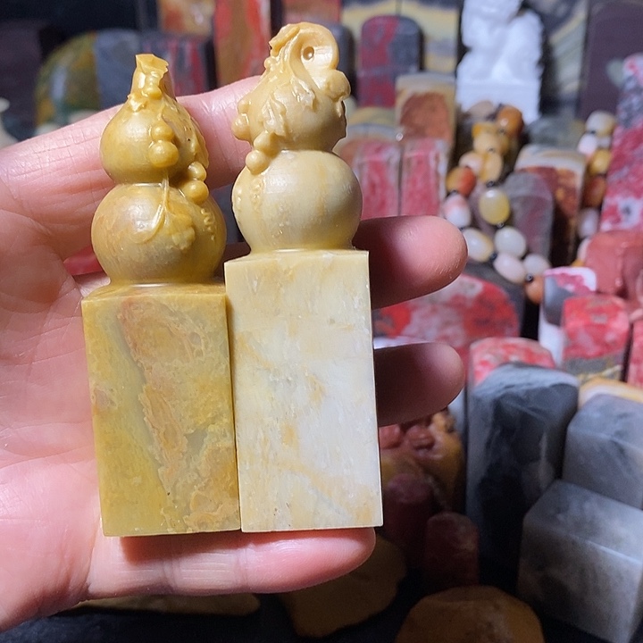 昌化鸡血石昌化石