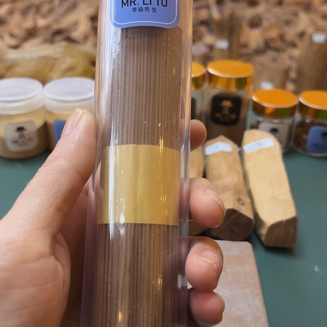 檀香木其他老山檀风化枯枝100克