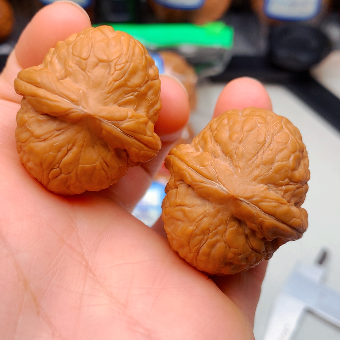 文玩核桃吊坠36舍利