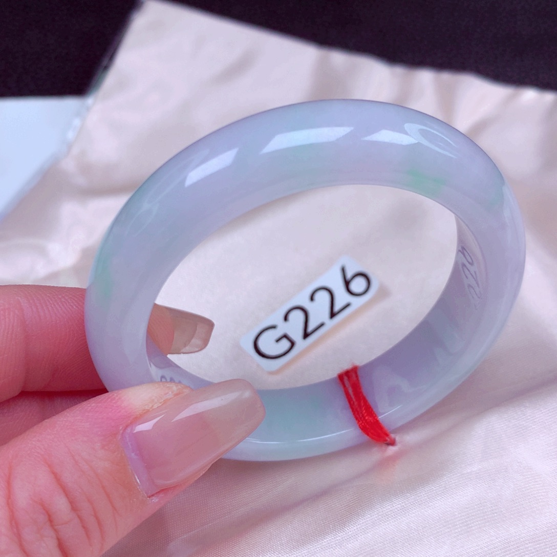 翡翠未镶嵌手镯手镯