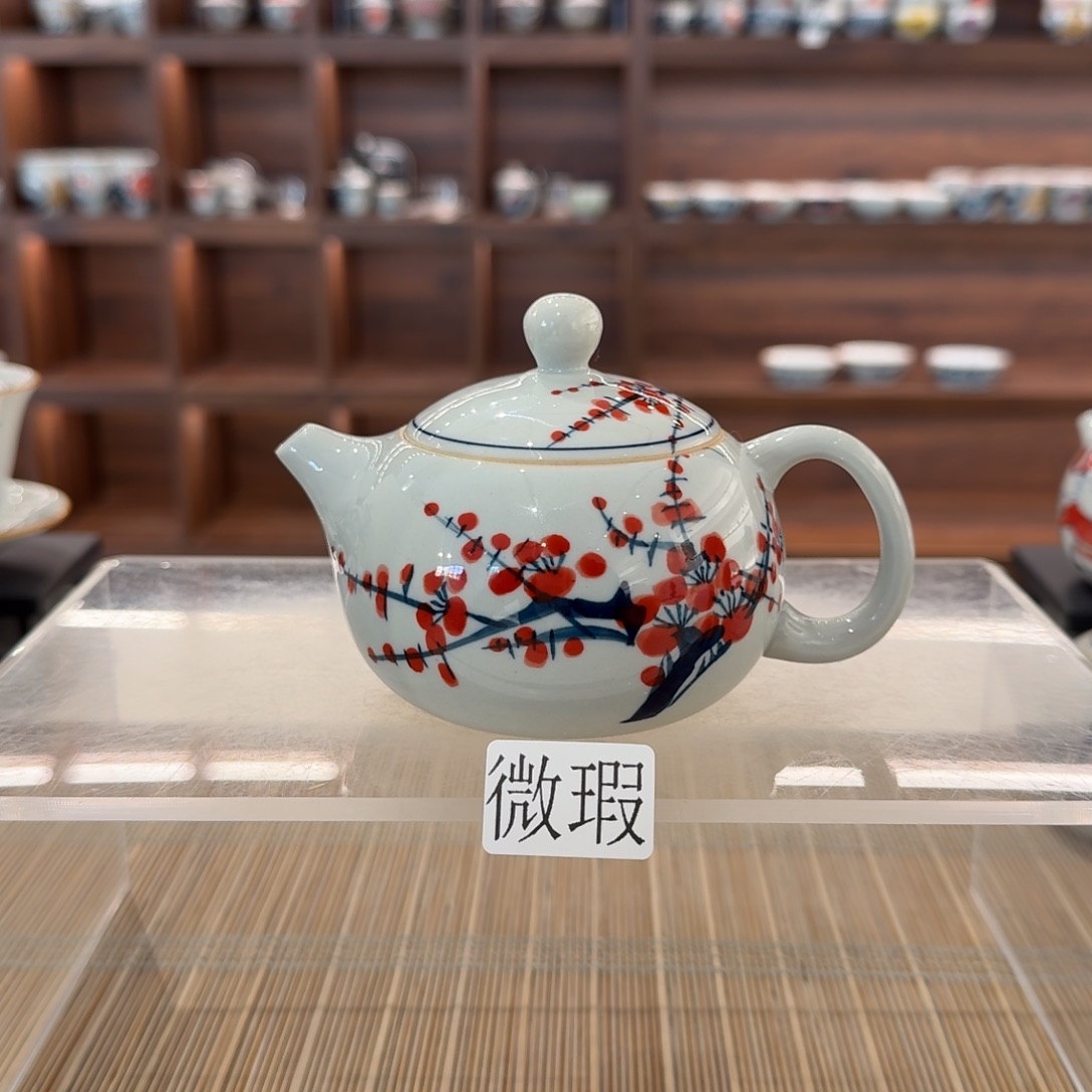 釉下手绘茶具微瑕