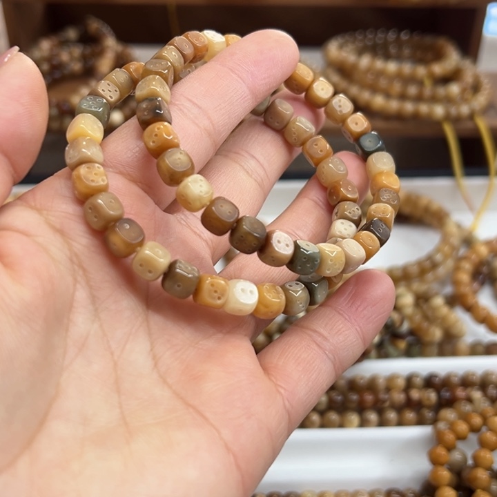 神***生龙脊菩提手串卡8六方2条